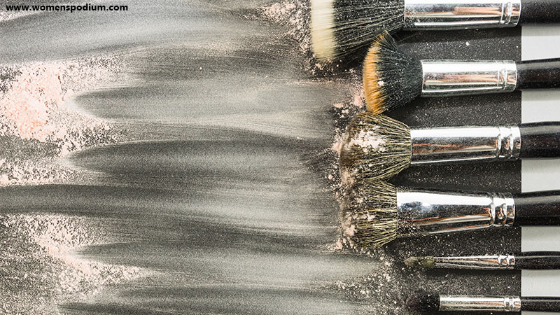 cleaning brush - how to clean makeup brushes